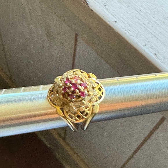 Ruby ring - Picture 3 of 7